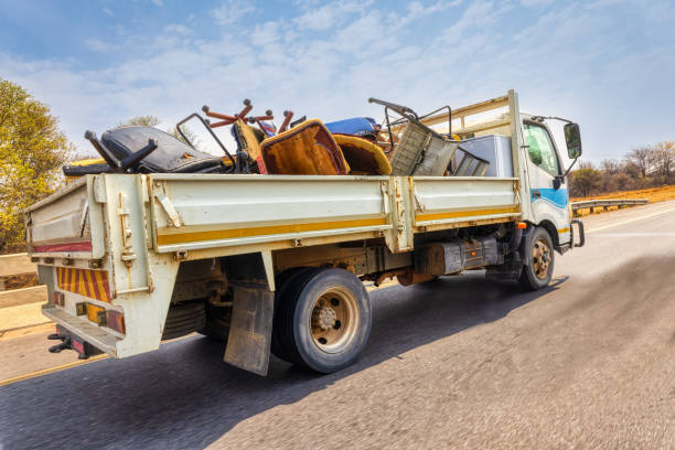 Best Construction Debris Removal  in Whitg, IN